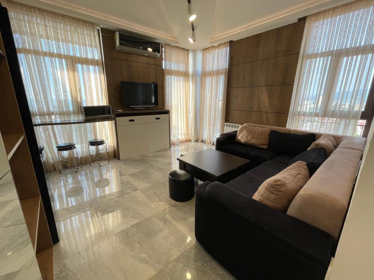 Apartments At Like House Batumi Exterior foto