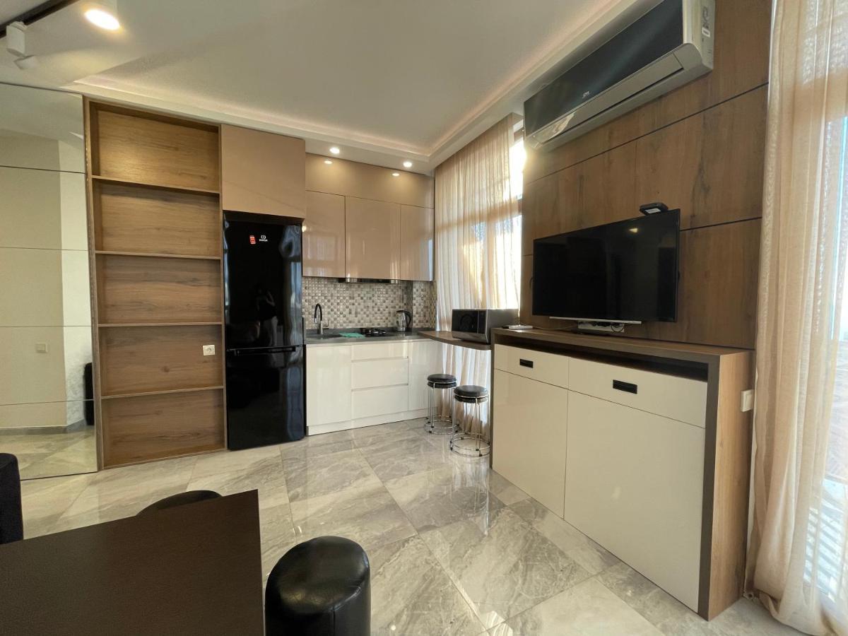 Apartments At Like House Batumi Exterior foto